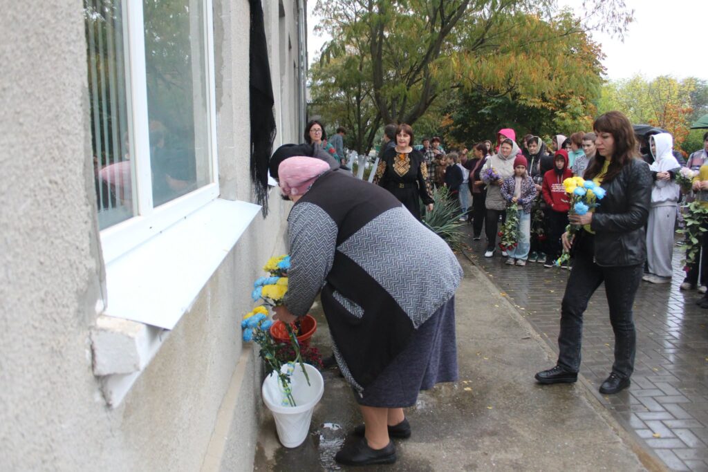 У селі Саф’янівської громади відкрили меморіальну дошку на честь полеглого Героя