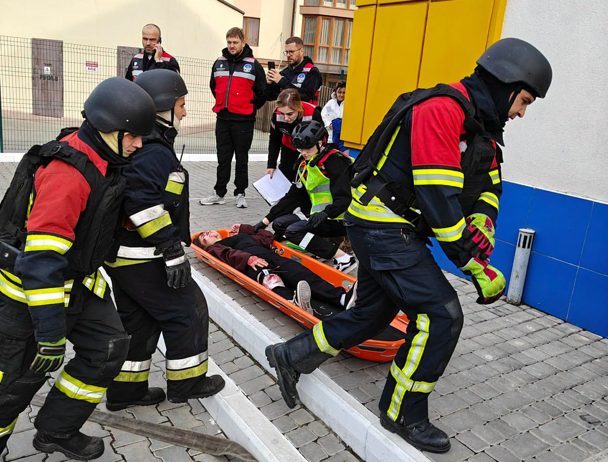 На варті життя: в Ізмаїлі змагалися бригади екстреної медичної допомоги Одещини