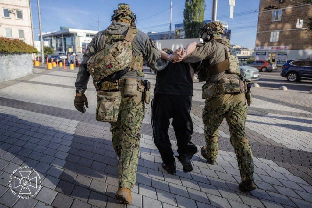Наводив дрони на Одесу та готував теракт у Києві: у столиці затримали 18-річного одесита