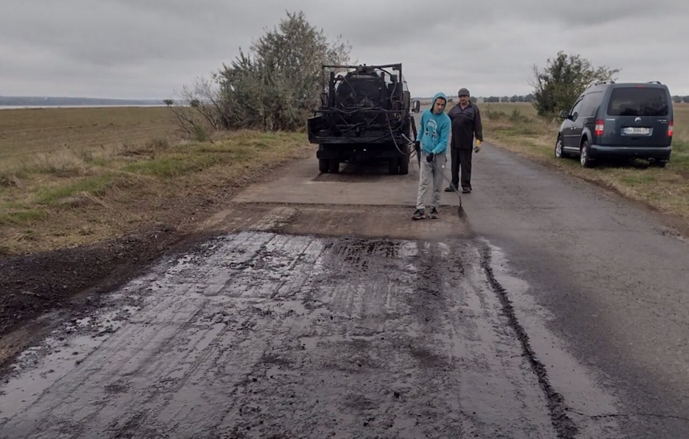 У Ренійській громаді ремонтують дорогу для безпечного руху шкільних автобусів та екстрених служб