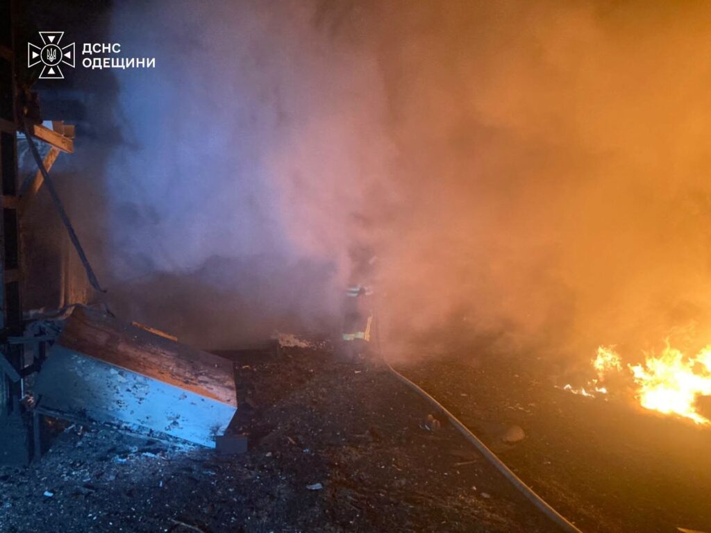 Росіяни атакували ще одну громаду на півдні Одещини — зруйновано чотири корпуси бази відпочинку