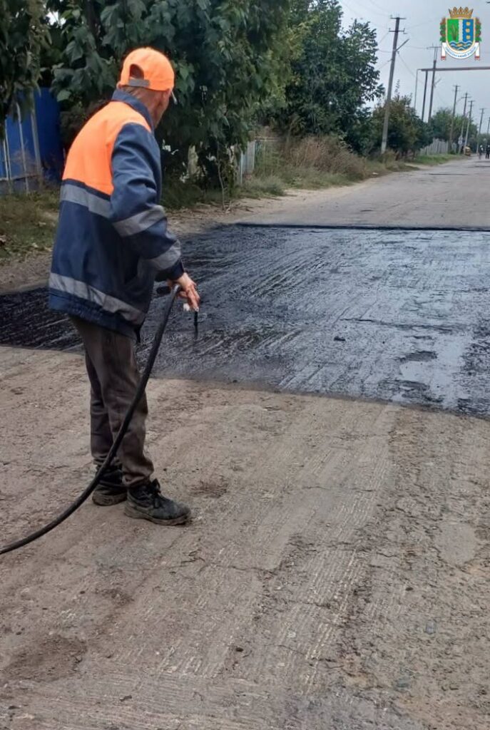 У Ренійській громаді ремонтують дорогу для безпечного руху шкільних автобусів та екстрених служб