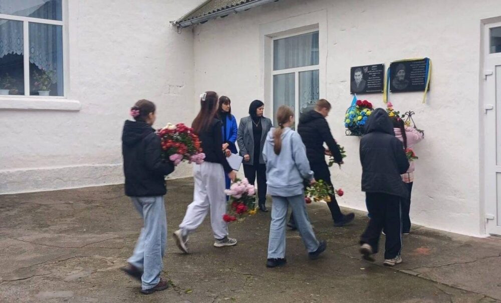 На Болградщині увічнили пам’ять про Захисника Степана Ніколова