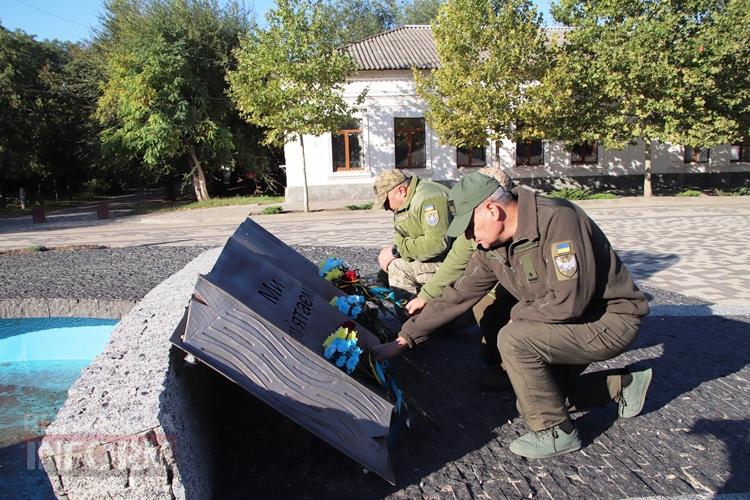Віддали шану живим і полеглим: у Болграді відбувся захід до Дня захисників і захисниць