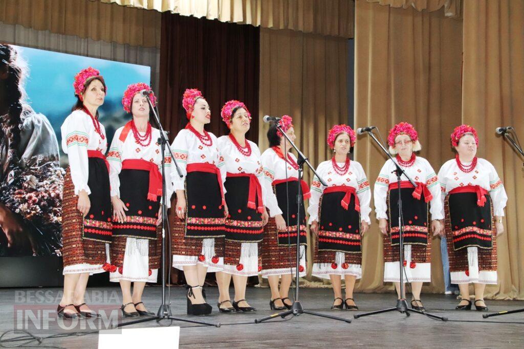 У Болграді говорили про українську ідентичність і співали про Україну: як минув районний форум