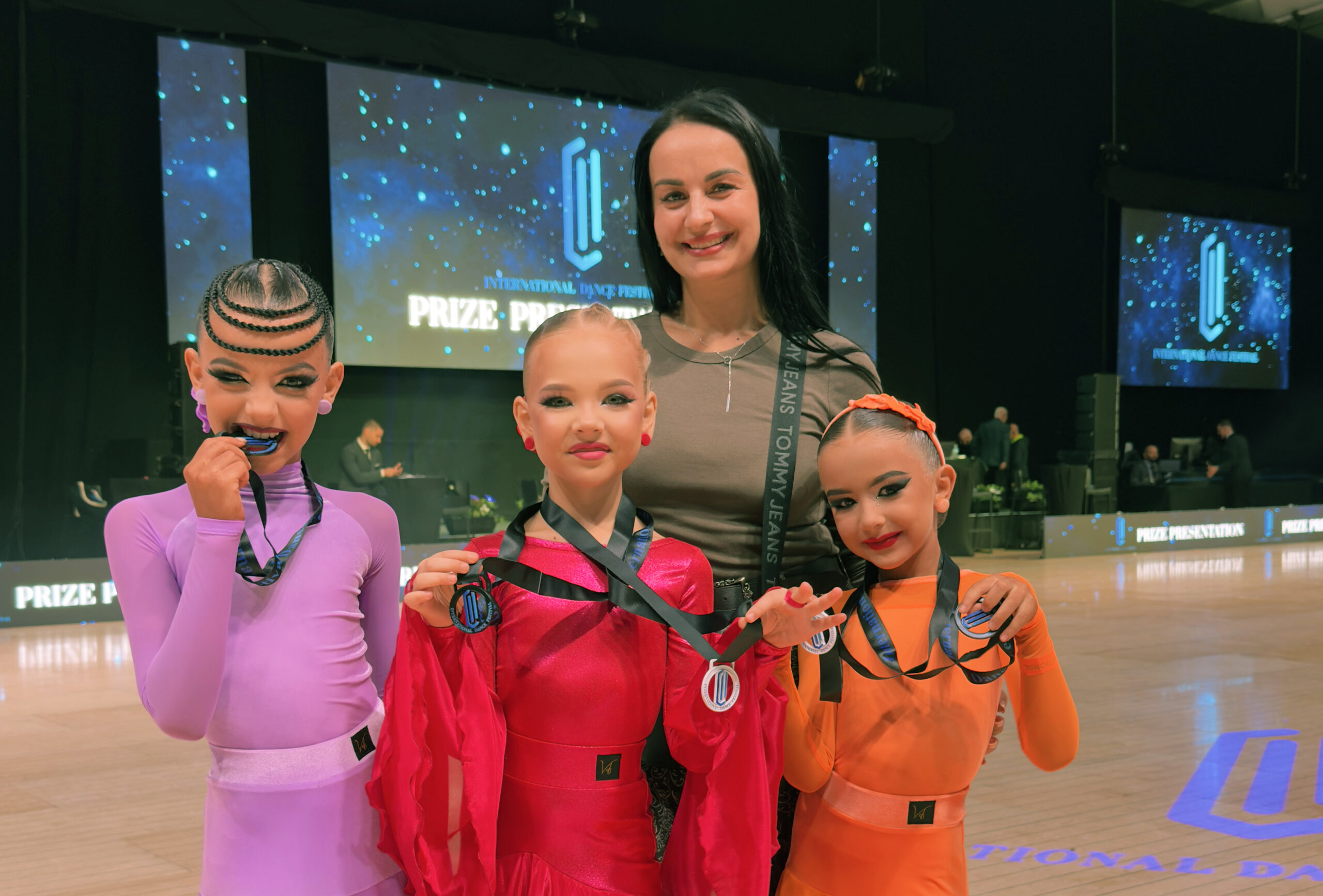 Тріумф на паркеті Лондона: вихованки ізмаїльської студії Dream dance вибороли призові місця на The International Championships