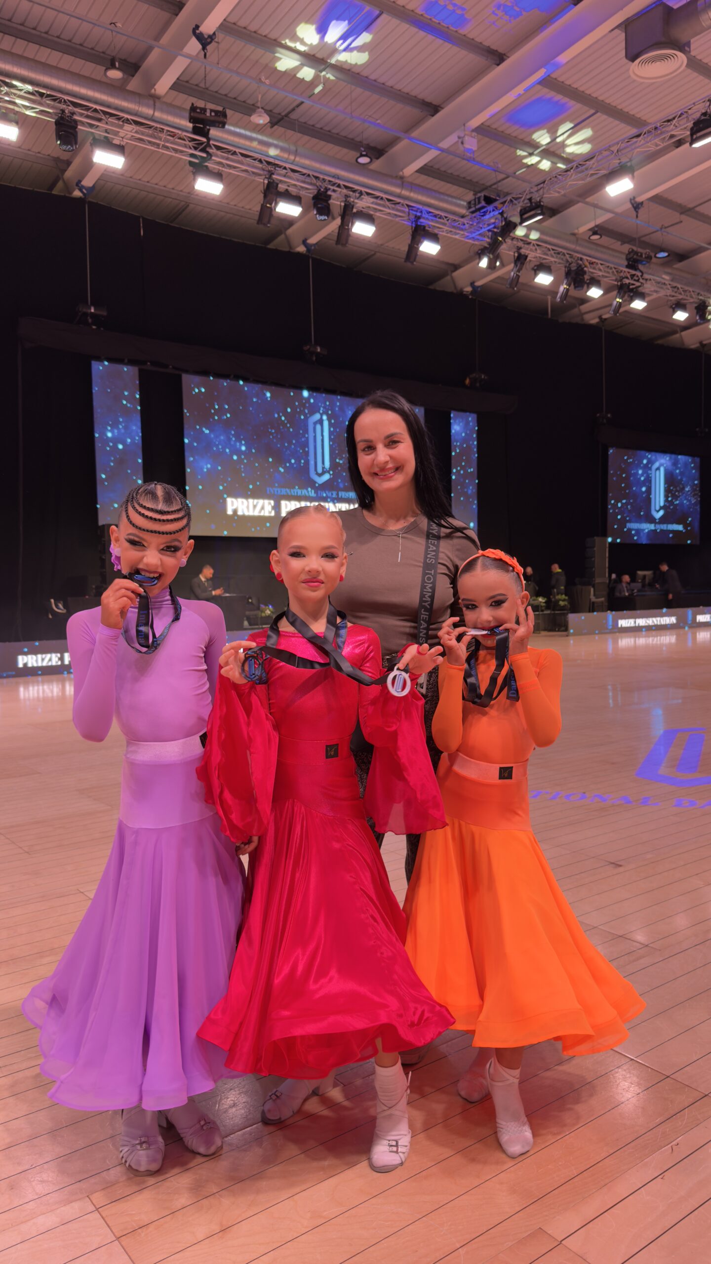 Тріумф на паркеті Лондона: вихованки ізмаїльської студії Dream dance вибороли призові місця на The International Championships