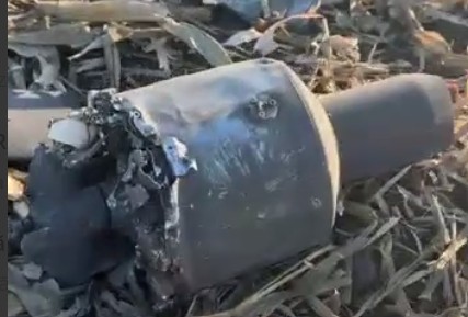 У кількох районах Молдови пролунали вибухи: виявлено уламки дронів