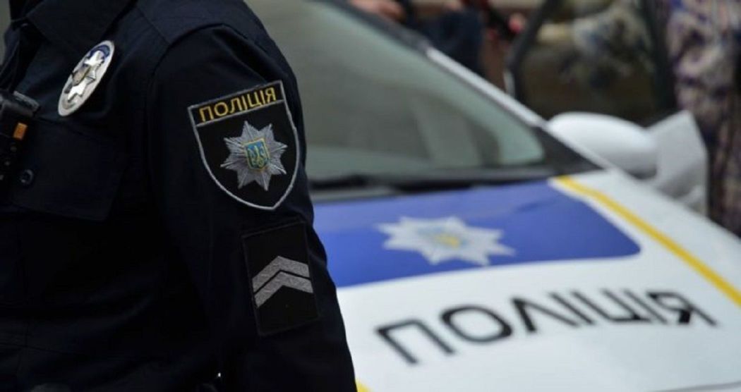 У Болградському районі п’яний водій врізався у службове авто поліції: постраждала слідча