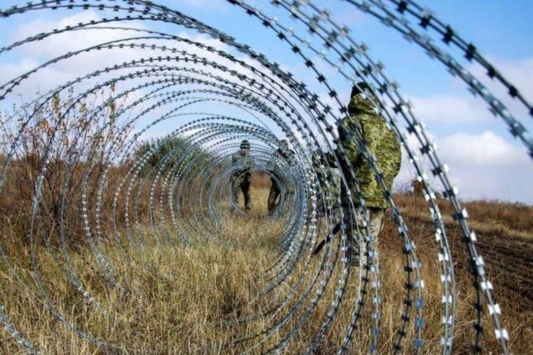 Зеленський ввів у дію рішення РНБО щодо кругової оборони міст: що відомо