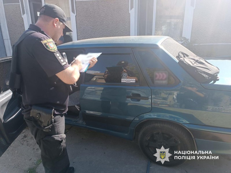 Машканцю Ізмаїльщини, який обстріляв авто односельця і намагався втекти з України, повідомили про підозру