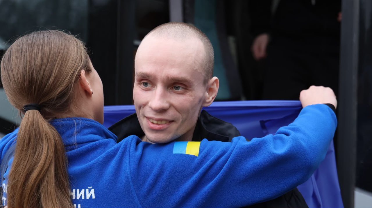 Україна повернула додому 270 полонених, серед них п’ятеро вважалися загиблими під час теракту в Оленівці