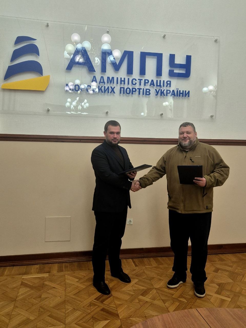 АМПУ та Національний антарктичний науковий центр об’єднають зусилля для моніторингу Чорного моря