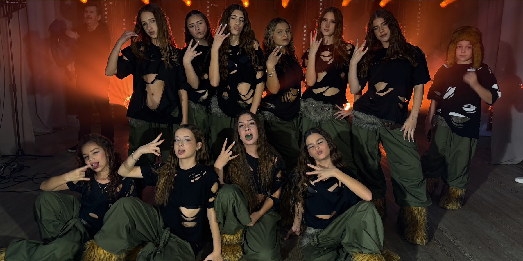 Гурт Kalush Orchestra виступив в Ізмаїлі спільно з місцевою студією танців ES Dance Studio